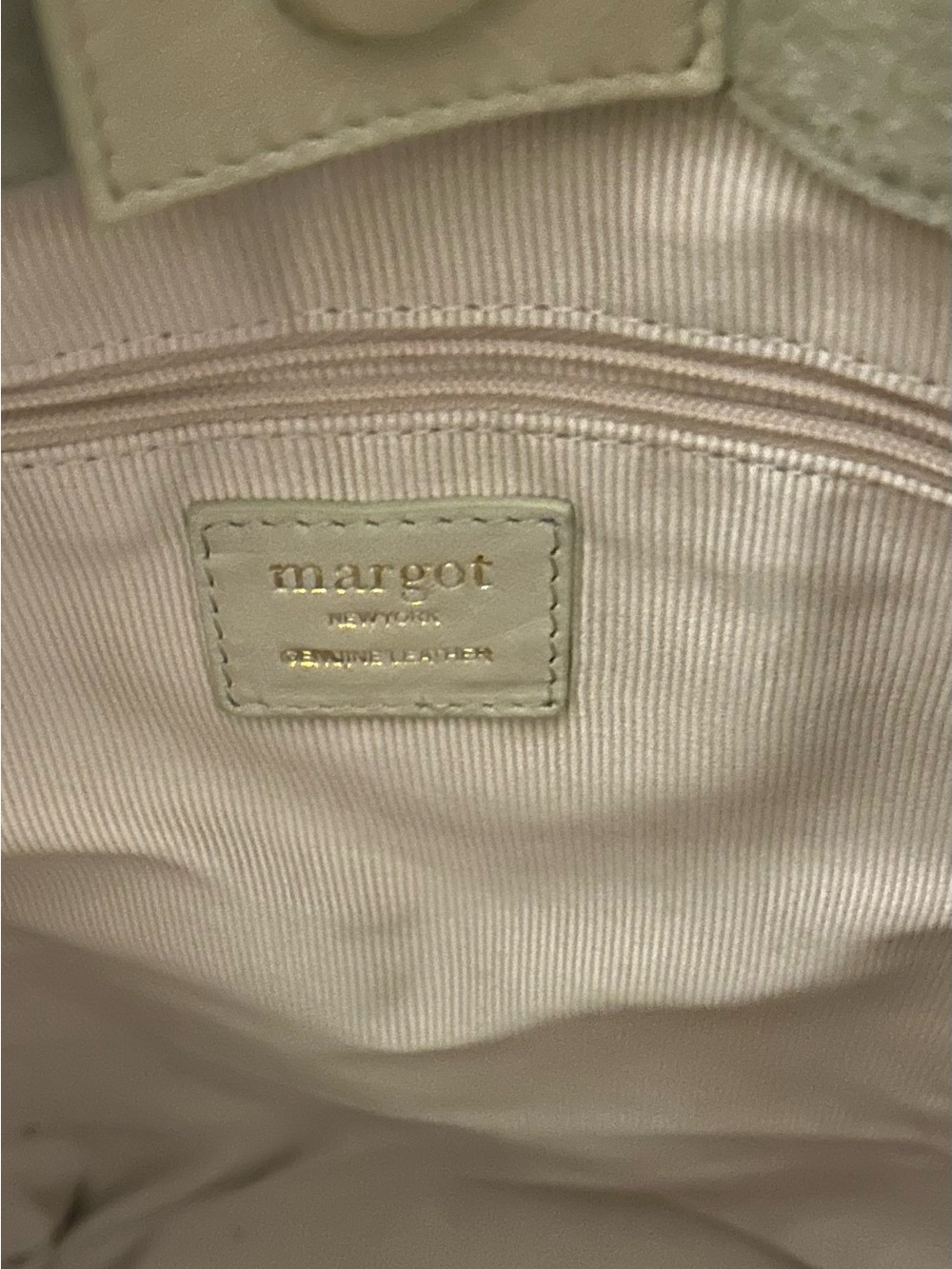 Gorgeous, Margot New York Kaye Bucket Tote❤️ - Picture 8 of 8